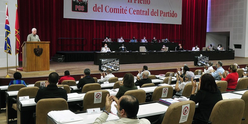 II Pleno del Comité Central del PCC (Segunda Jornada)