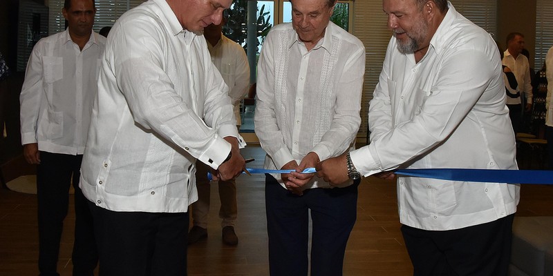 Inauguración del Hotel Internacional en Varadero