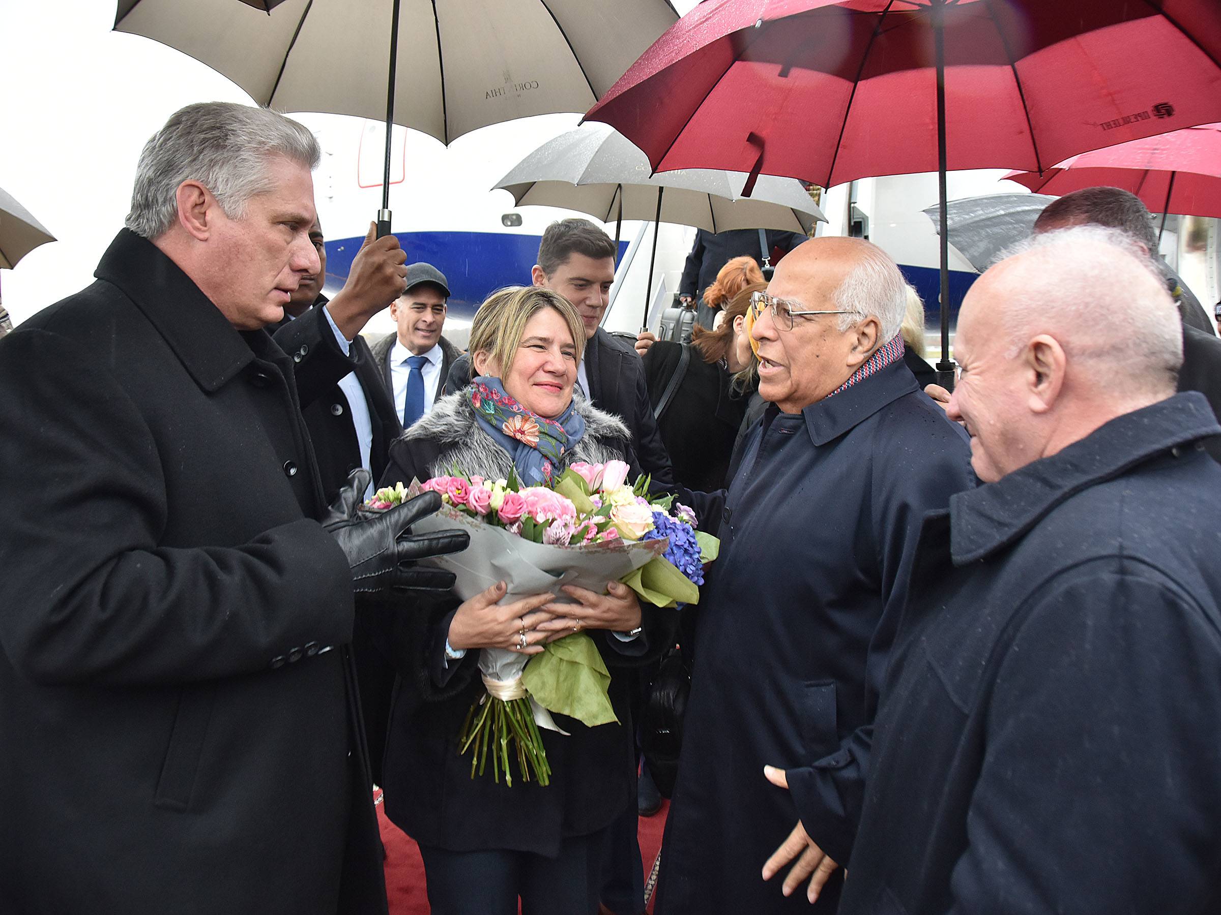 Manuel Anido junto a Díaz Canel y Lis Cuesta en San Petersburgo (Imagen incrustada con HTML © Presidencia de Cuba)