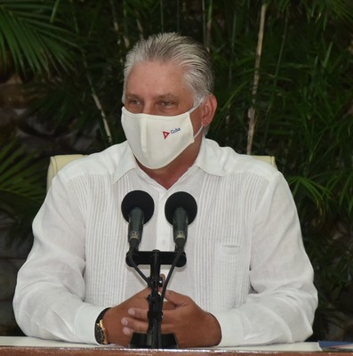 Encuentro del Presidente de la República de Cuba con los miembros de la 