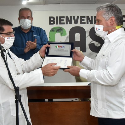 Encuentro del Presidente de la República de Cuba con los miembros de la 
