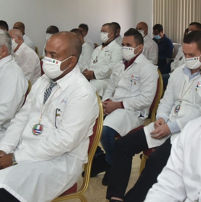 Encuentro del Presidente de la República de Cuba con los miembros de la 