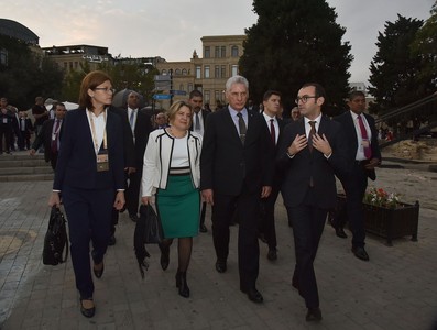 Miguel Díaz-Canel Bermúdez en Azerbaiyan para participar en XVIII Cumbre MNOAL