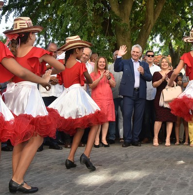 Participa presidente Díaz-Canel en celebraciones del 330 Aniversario de la ciudad de Santa Clara