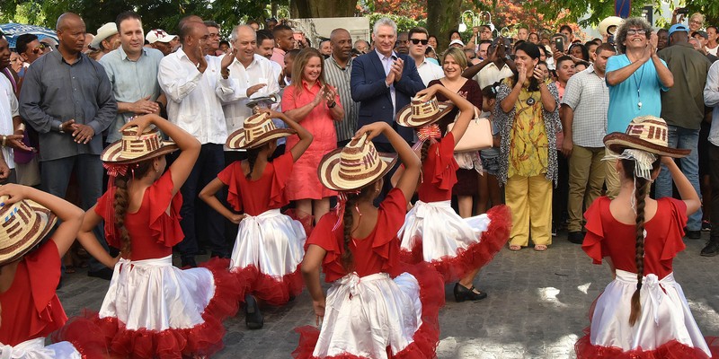 Participa presidente Díaz-Canel en celebraciones del 330 Aniversario de la ciudad de Santa Clara