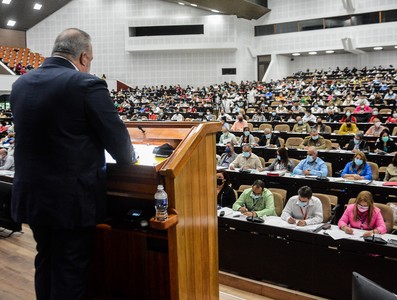 Segunda jornada del Octavo Período Ordinario de Sesiones de la Asamblea Nacional del Poder Popular, en su IX Legislatura