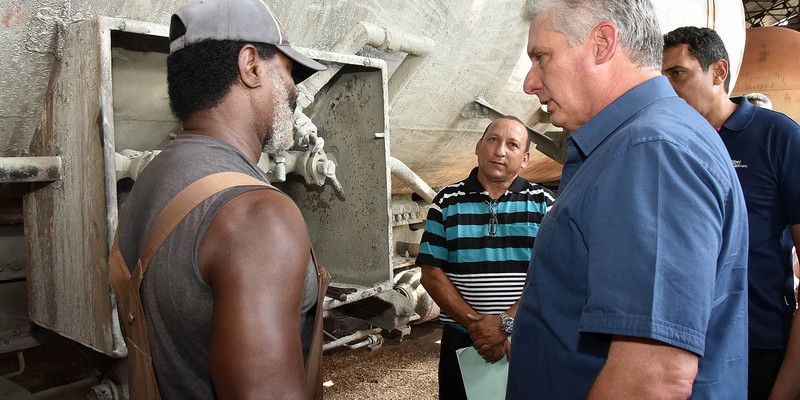 Segunda visita gubernamental a Villa Clara
