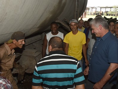 Segunda visita gubernamental a Villa Clara